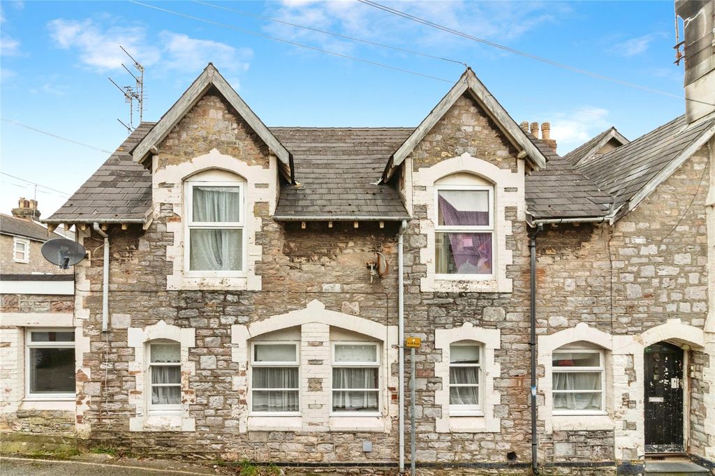 Property photo 1 of 11 External
