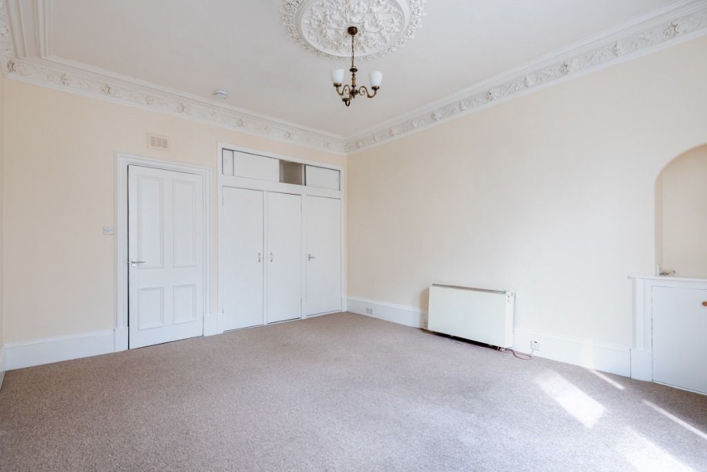 Property photo 3 of 10 Photo 3