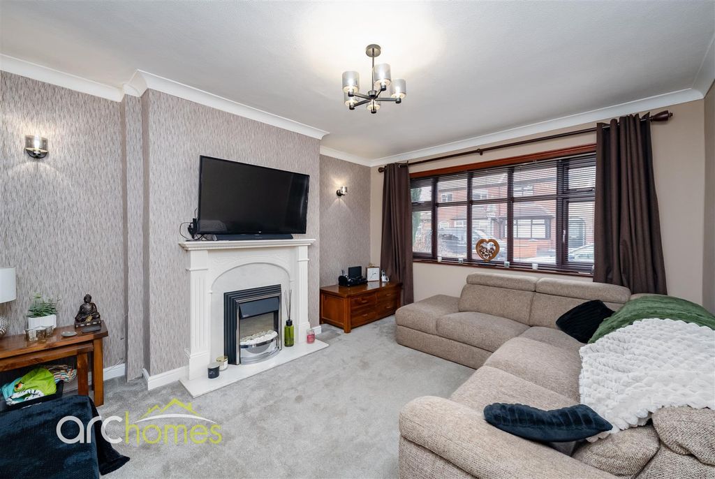 Property photo 2 of 25 Manor-5.Jpg