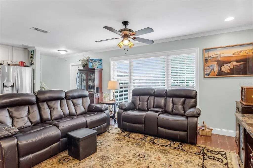 Property photo 3 of 20 <Alttext/>