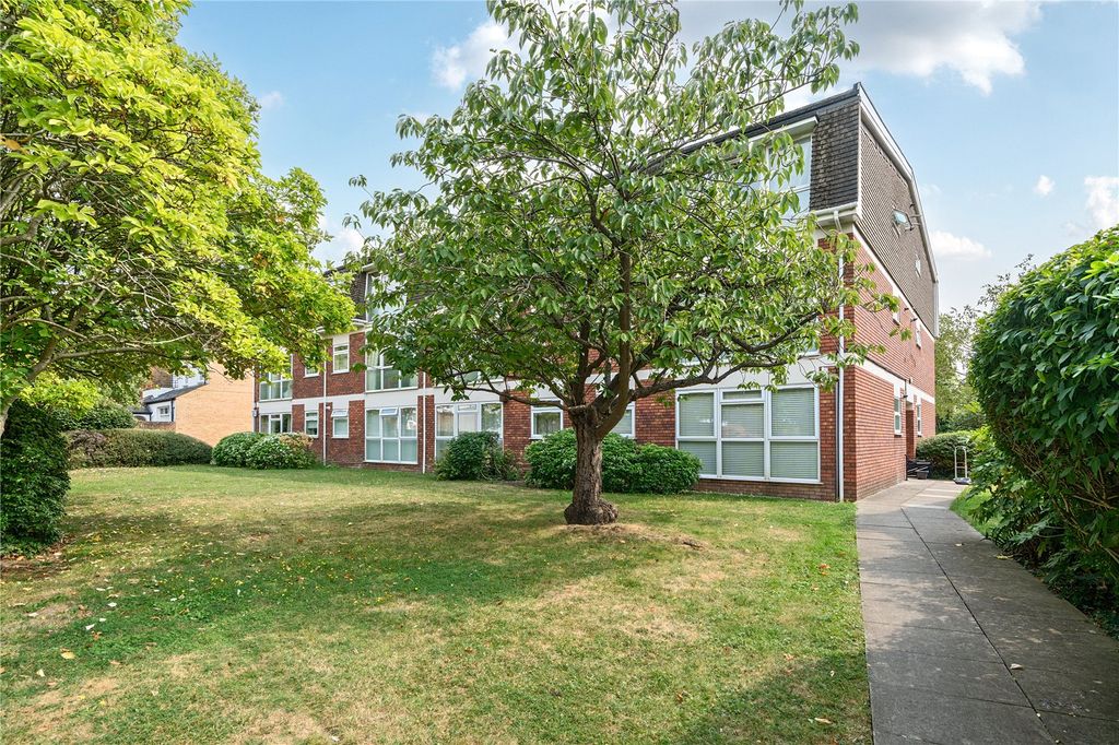 Property photo 1 of 17 Picture No. 04