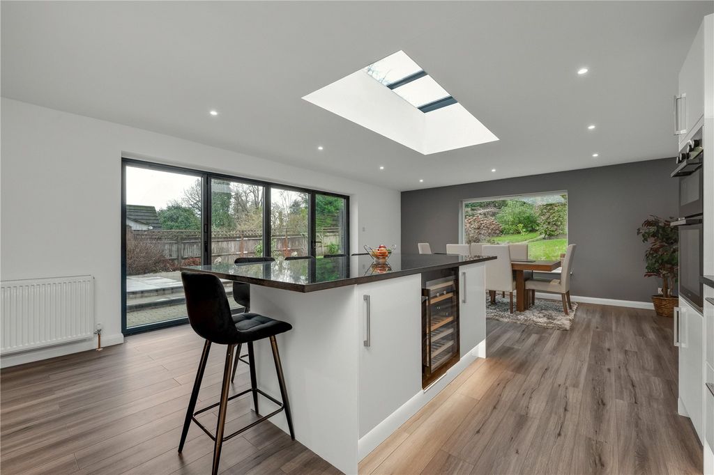 Property photo 1 of 15 Kitchen/Dining