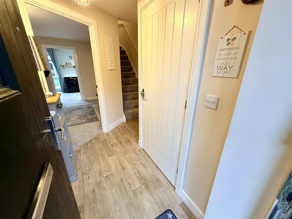 Property photo 2 of 18 Img_1131.Jpeg