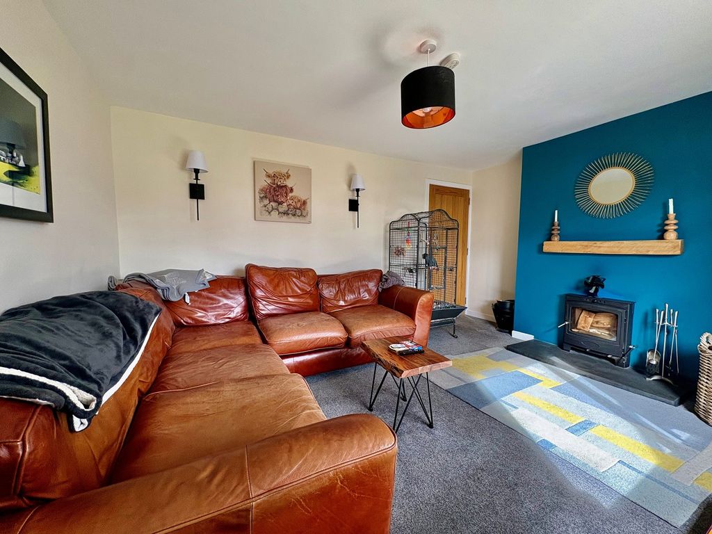 Property photo 2 of 11 Not Specified