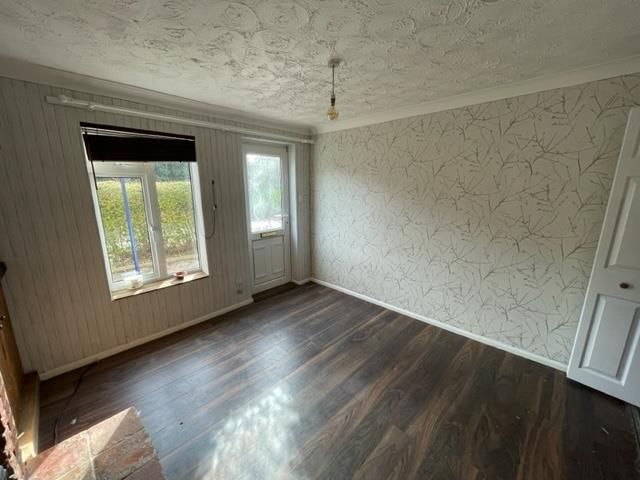 Property photo 3 of 11 Bedroom 3