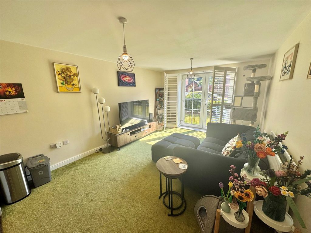 Property photo 3 of 10 Picture No. 07