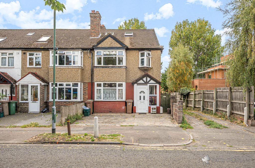Property photo 1 of 16 E483523d-8391-4373-97Eb-67A32990565c
