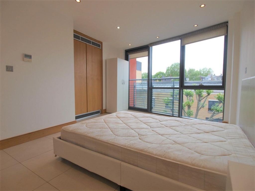Property photo 3 of 12 Bedroom