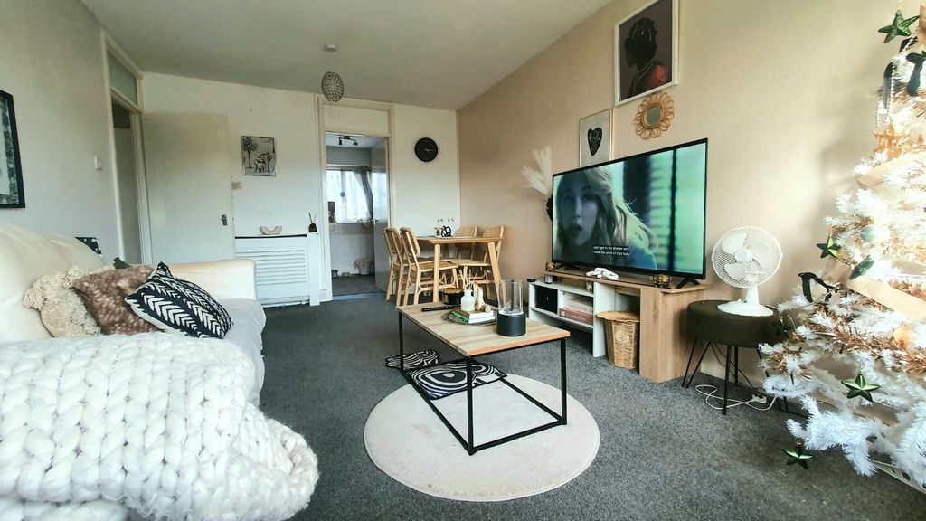 Property photo 3 of 11 Picture No. 05