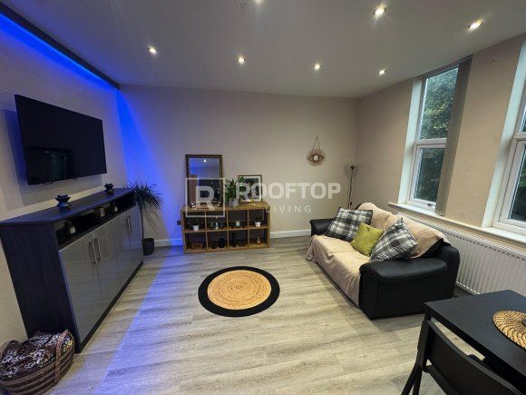 Property photo 2 of 11 8630610.Jpg