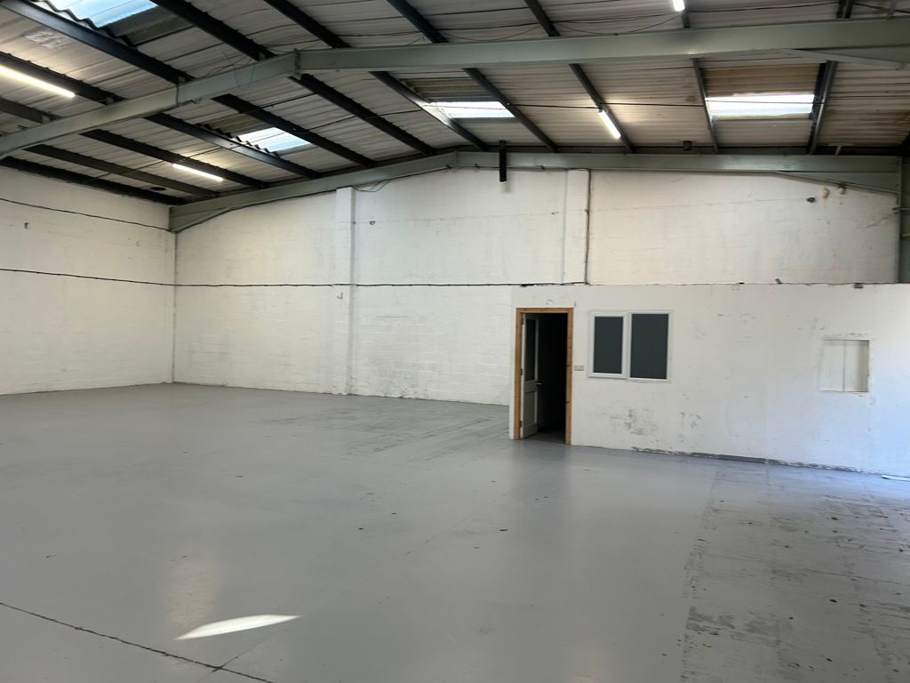 Property photo 3 of 6 Photo 17