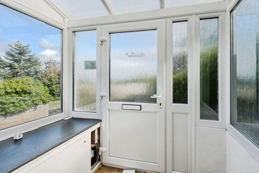 Property photo 2 of 18 Photo