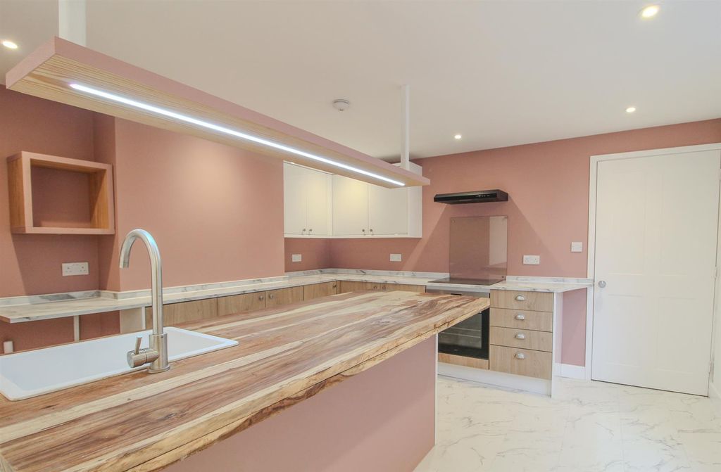 Property photo 3 of 33 Img_7739.Jpg