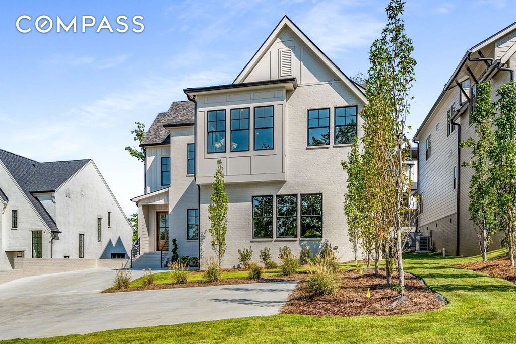 Property photo 2 of 51