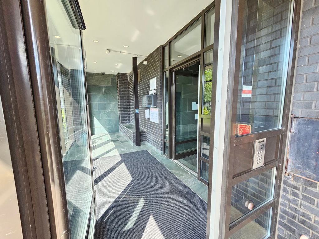 Property photo 3 of 24 20260428_145525