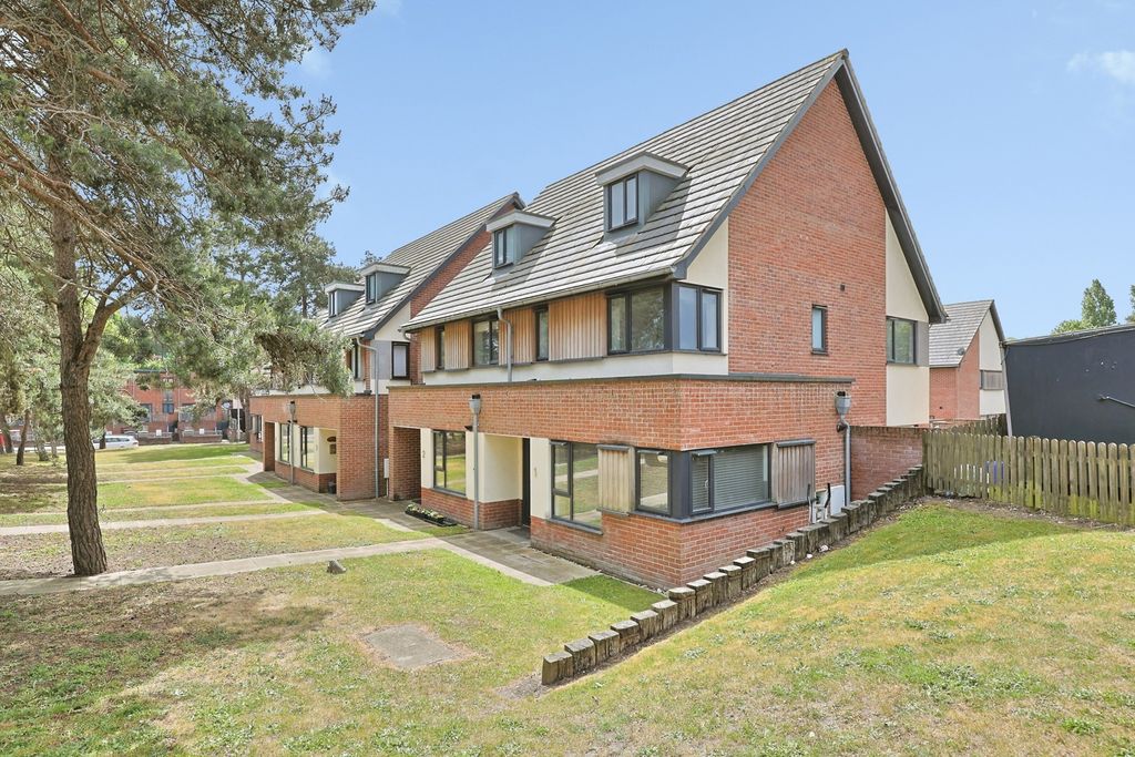 Property photo 1 of 10 Pbox-Img.Jpg