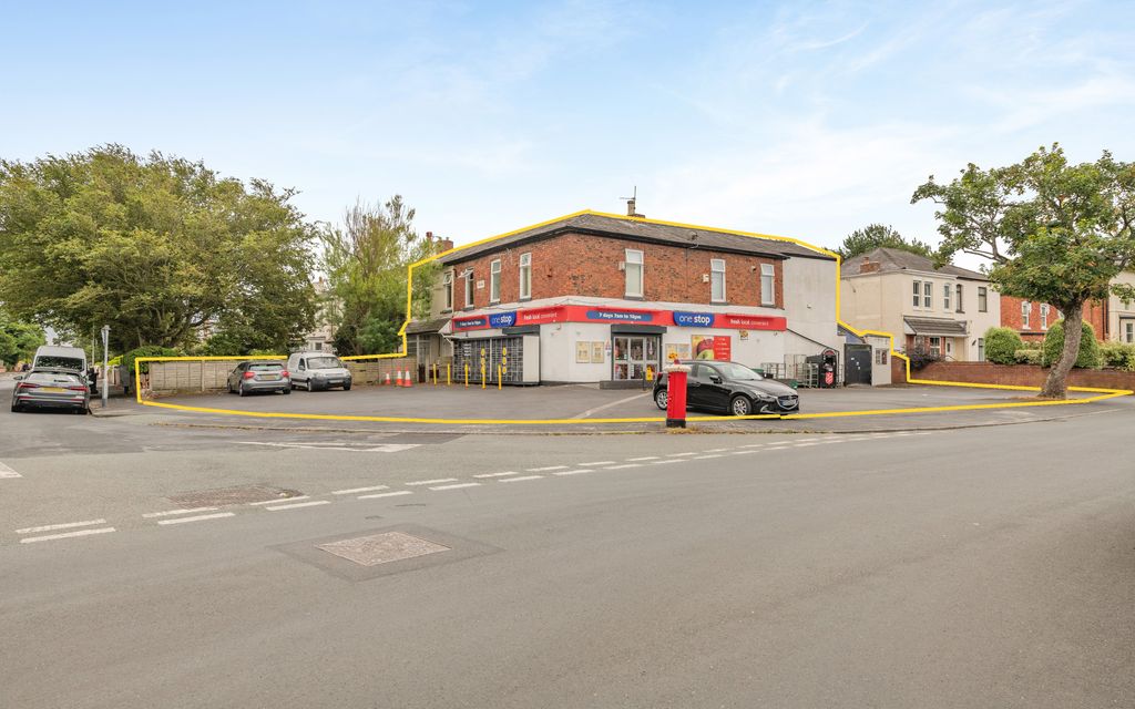 Property photo 1 of 28 30-32 Belmont Street, Southport, Merseyside, Pr8 1Ly