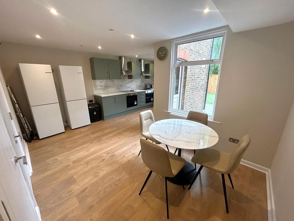 Property photo 3 of 5 Dining Room