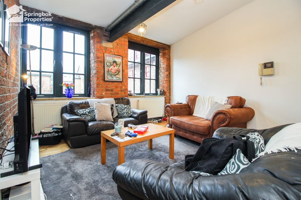 Property photo 3 of 6 Image 2