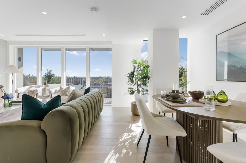 Property photo 3 of 15 Image