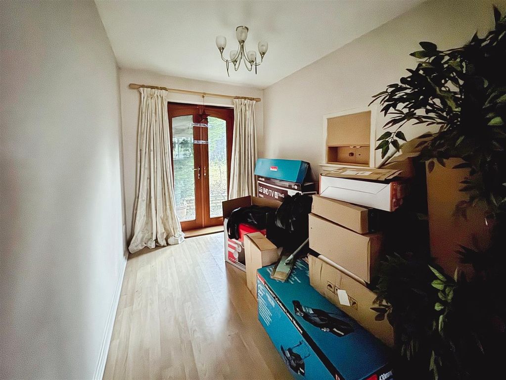 Property photo 3 of 20 3.Jpg