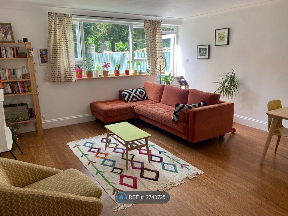 Property photo 1 of 20 Living Room - Will Be Unfurnished