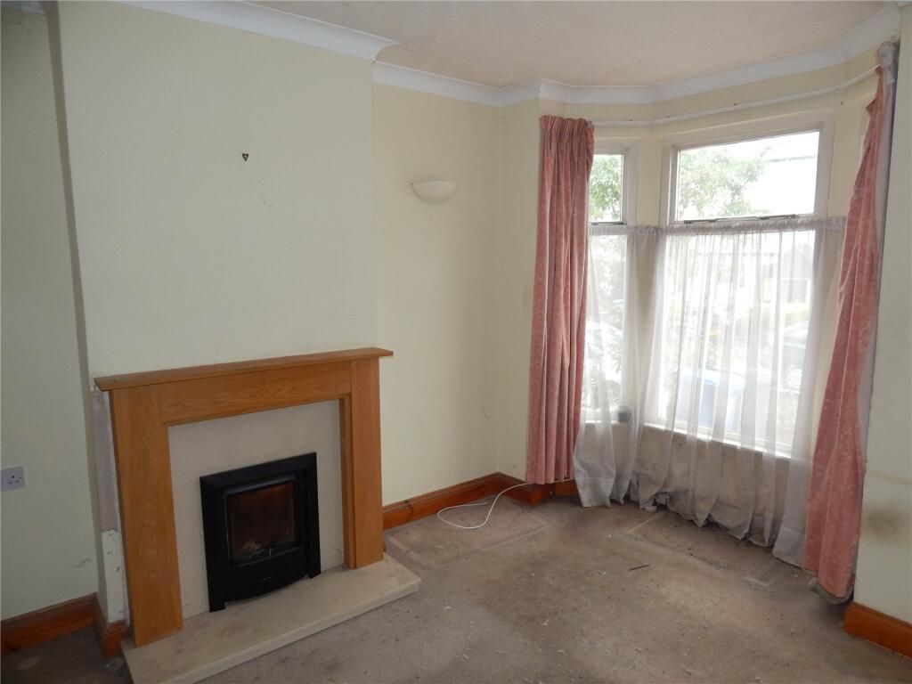 Property photo 3 of 9