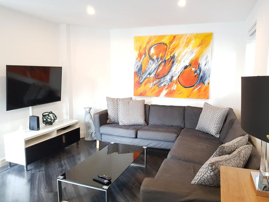 Property photo 2 of 13