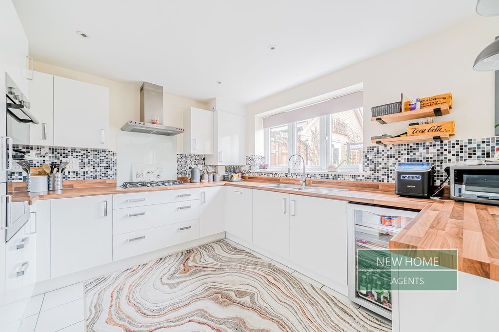 Property photo 3 of 20 Photo 13