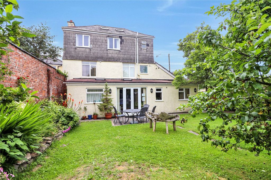 Property photo 1 of 28 Picture No. 50