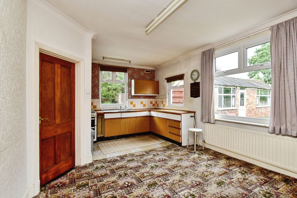 Property photo 3 of 20 Open Plan Living
