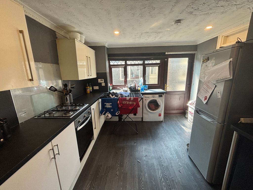 Property photo 2 of 13 2.Jpg