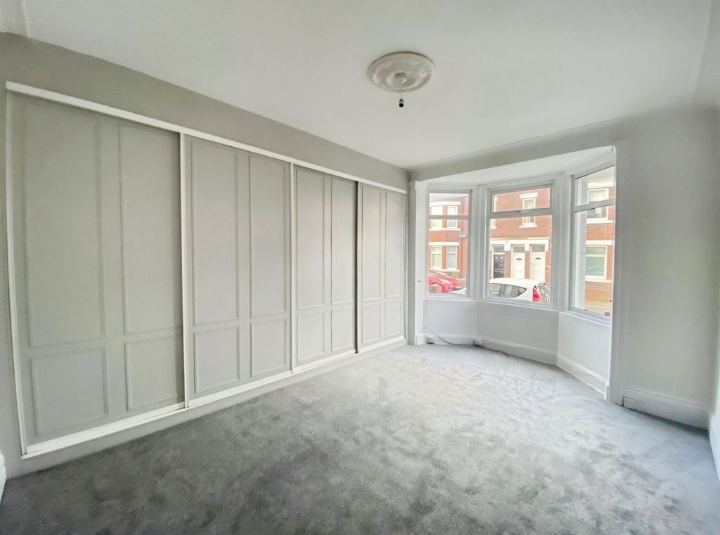 Property photo 3 of 9 4683752