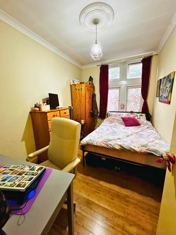 Property photo 3 of 6
