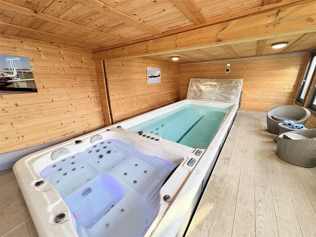 Property photo 2 of 25 Img_3963.Jpeg