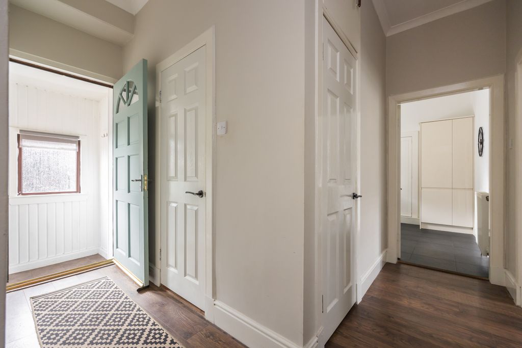 Additional image 14 of 2 bed flat for sale66 High Street, Bonnyrigg EH19