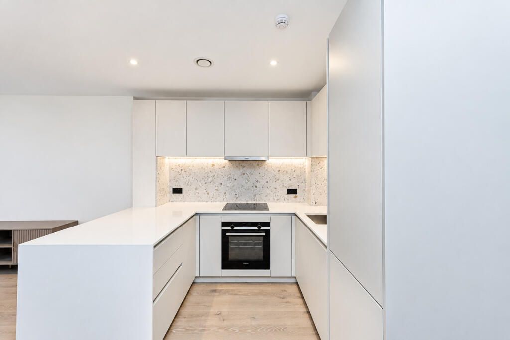 Property photo 1 of 2