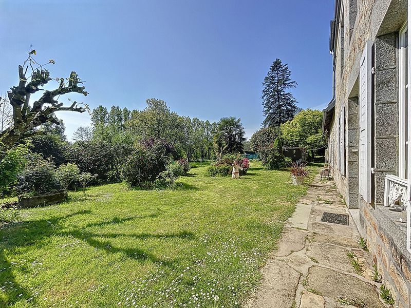 Property photo 3 of 17 Photo 3