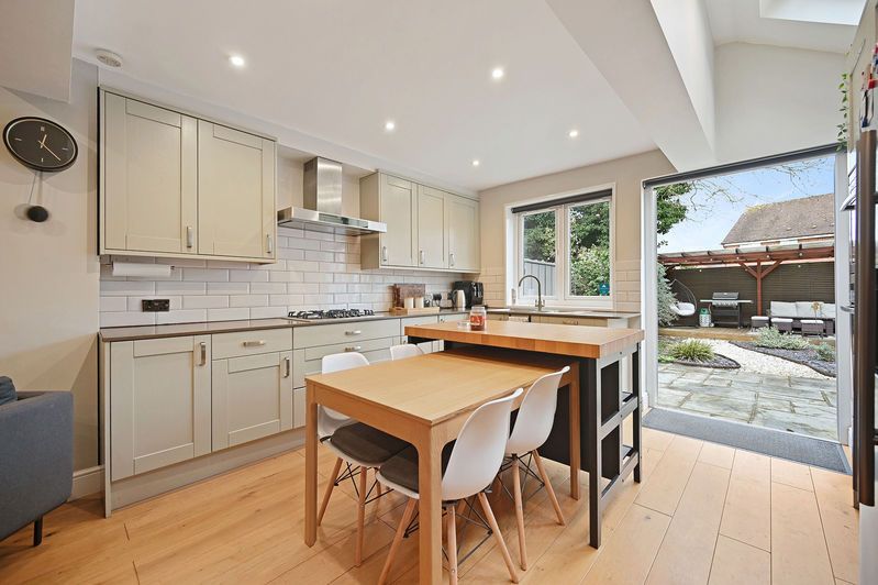 Property photo 2 of 12 Photo 13