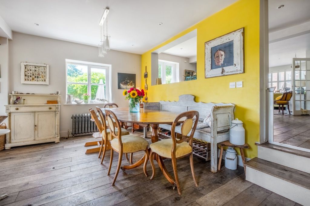 Property photo 3 of 27 Dining Room