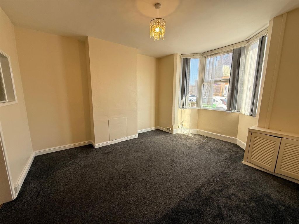 Property photo 2 of 9 2.Jpg