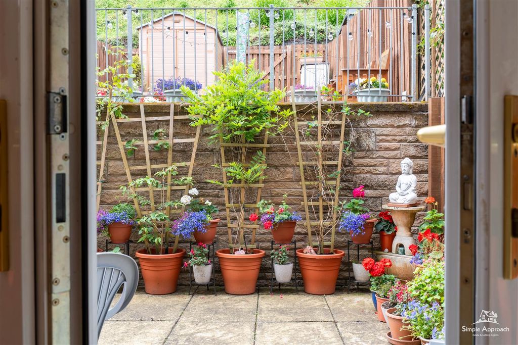Additional image 34 of 4 bed property for saleRosslyn Avenue, Perth PH2
