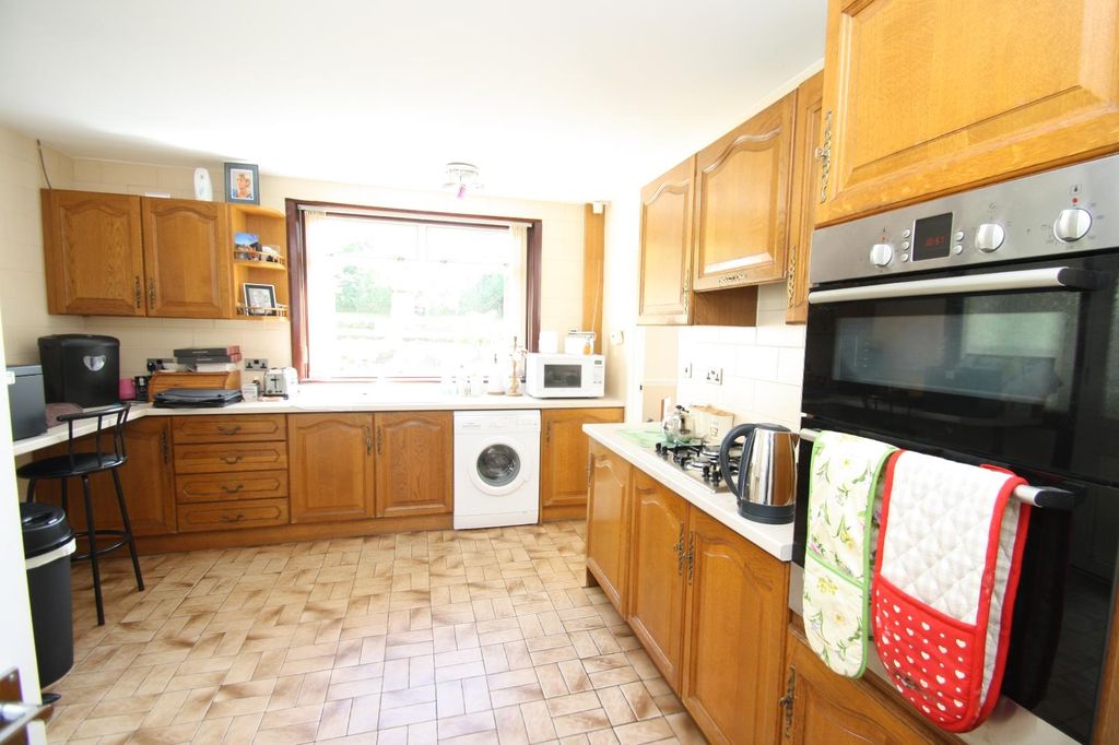 Property photo 2 of 8 0 General