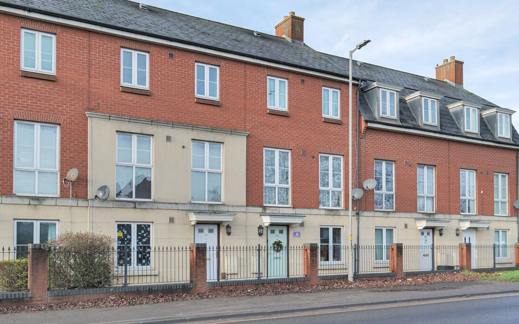 Property photo 1 of 17 P1066350.Jpg