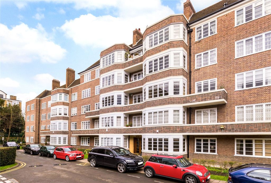 Property photo 1 of 16 Exeter House