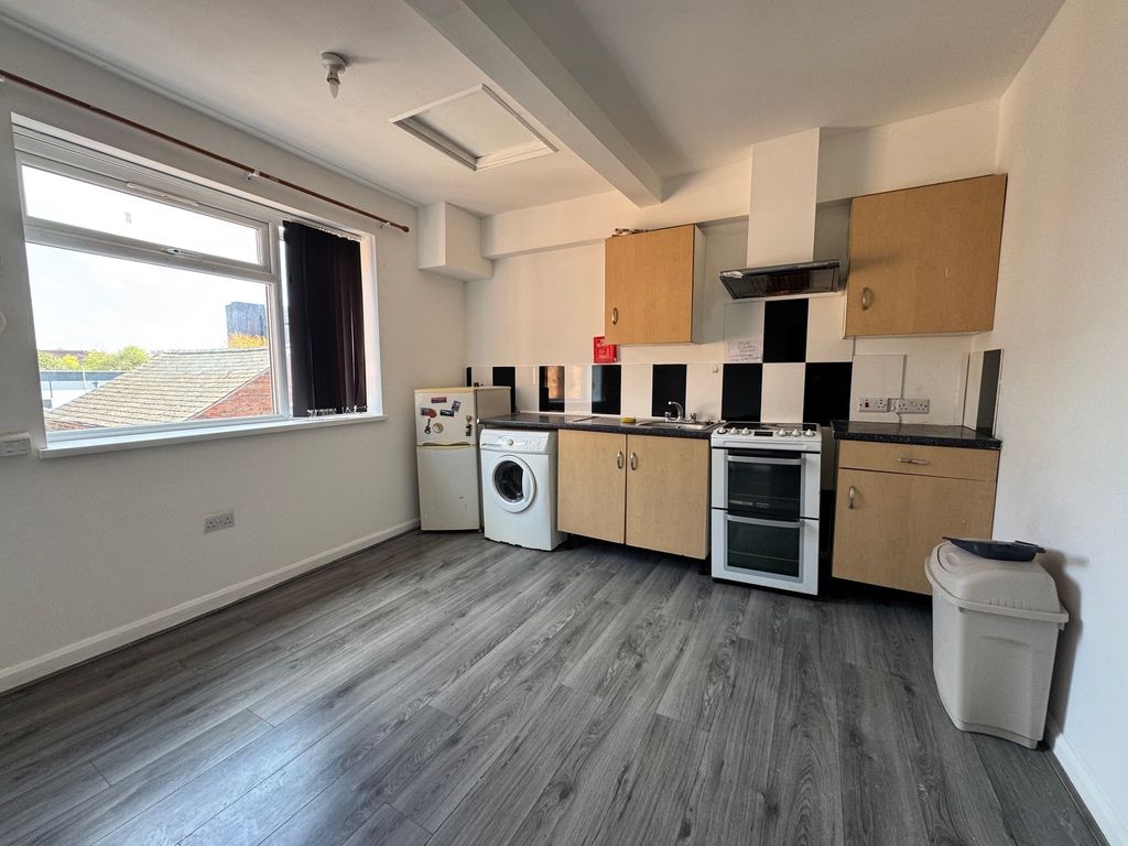 Property photo 2 of 3