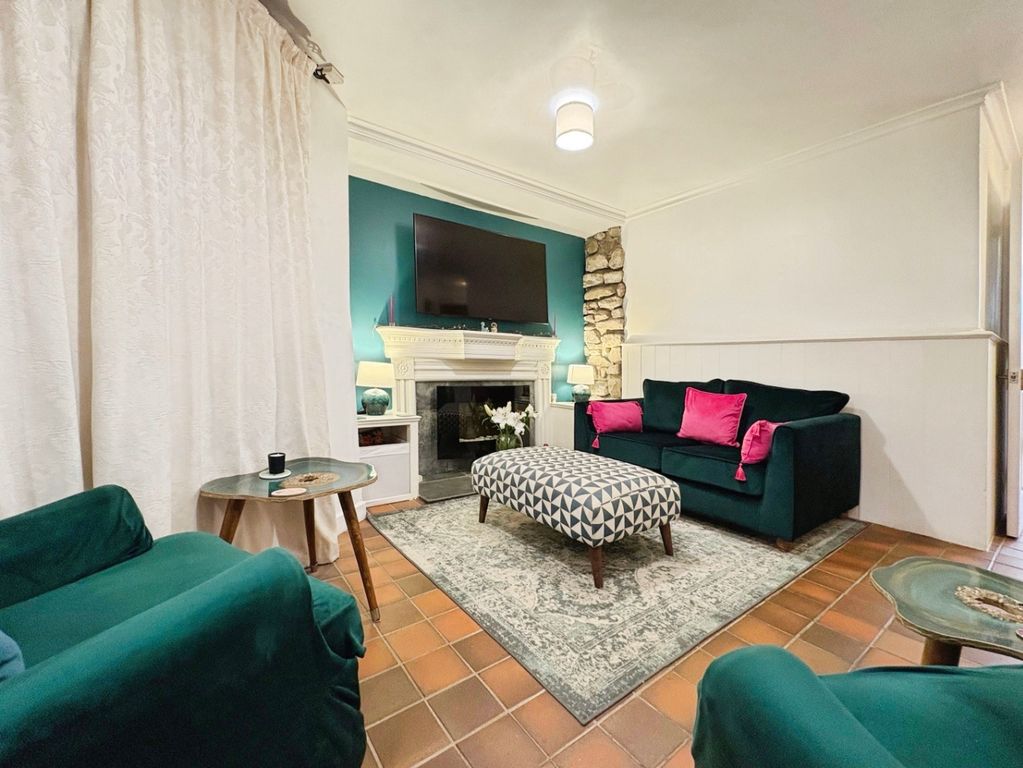 Property photo 3 of 30 4905813