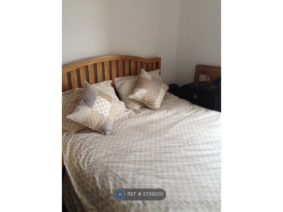 Property photo 2 of 9 Bedroom 1