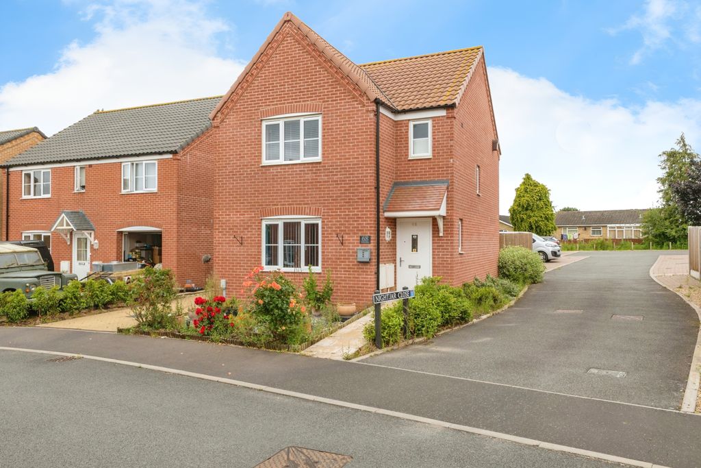 Property photo 1 of 17 Photography