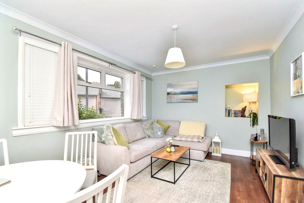 Property photo 2 of 15 Lounge Angle 1